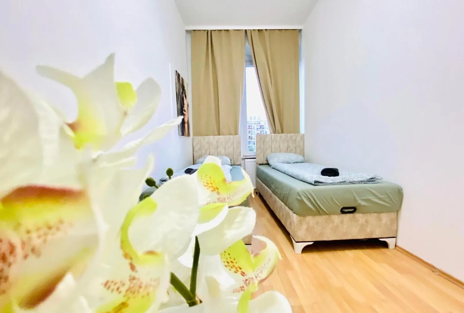 Bright 5Br Shared Apartment W Great Transport Link Wien