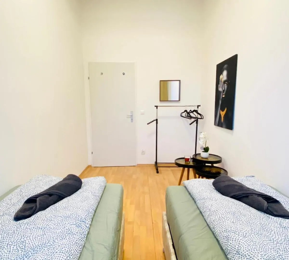 Bright 5Br Shared Apartment W Great Transport Link Wien