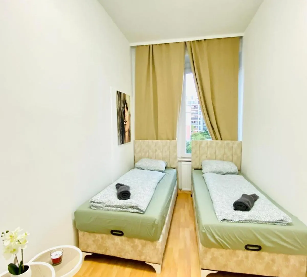 Bright 5Br Shared Apartment W Great Transport Link Wien Østrig