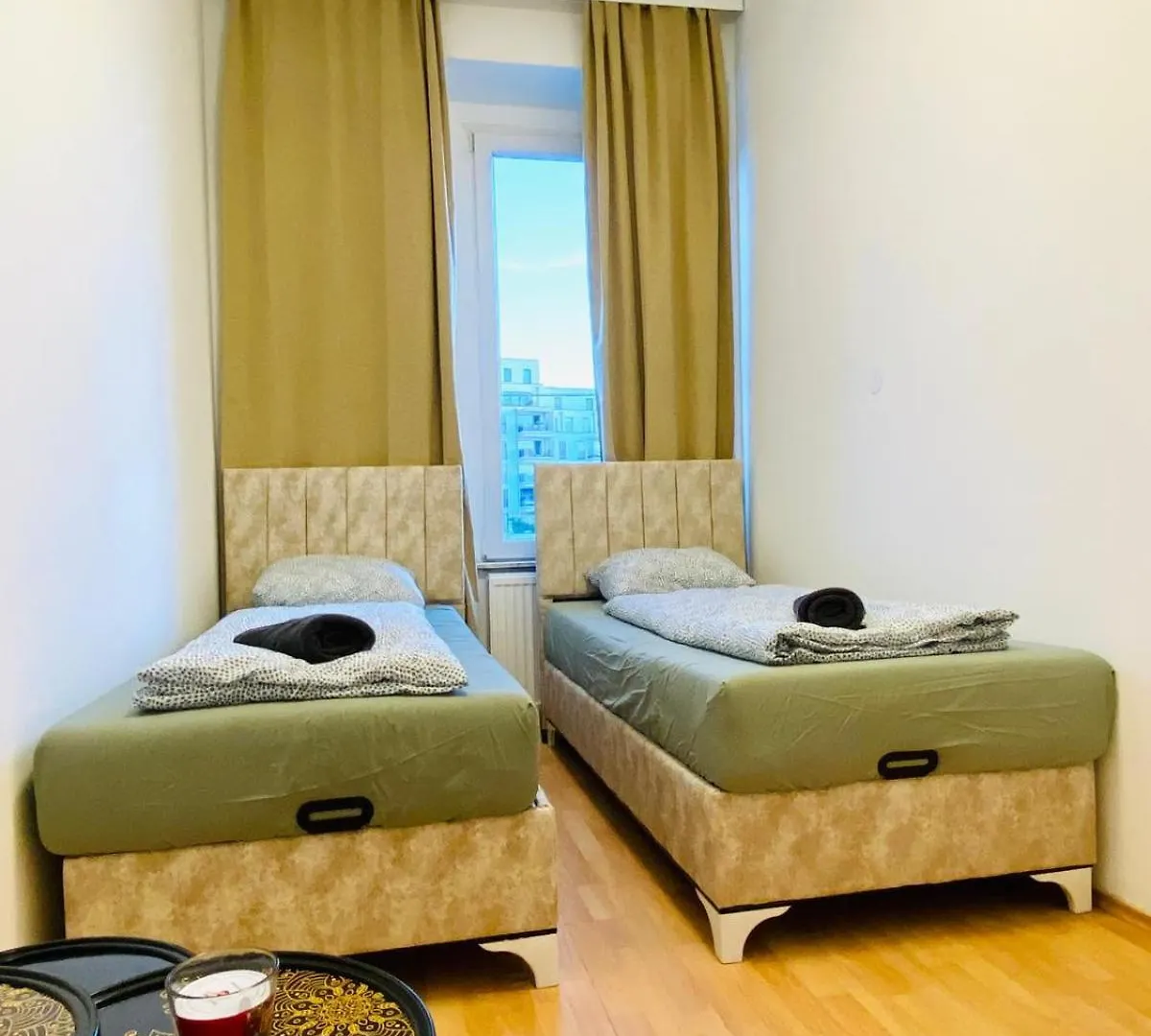 Bright 5Br Shared Apartment W Great Transport Link Wien